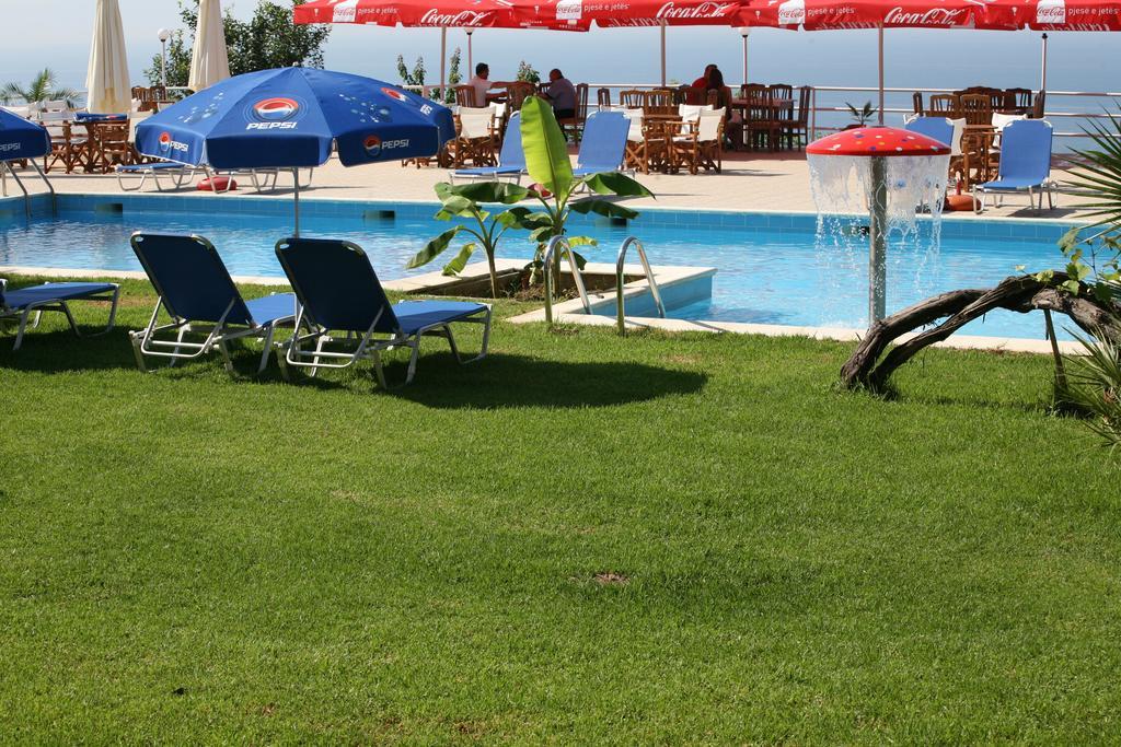 Hotel Belle Vue Dhërmi Exteriör bild