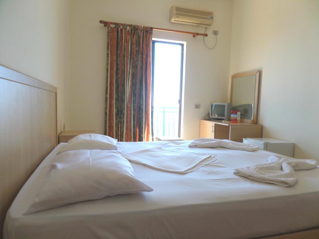 Hotel Belle Vue Dhërmi Rum bild
